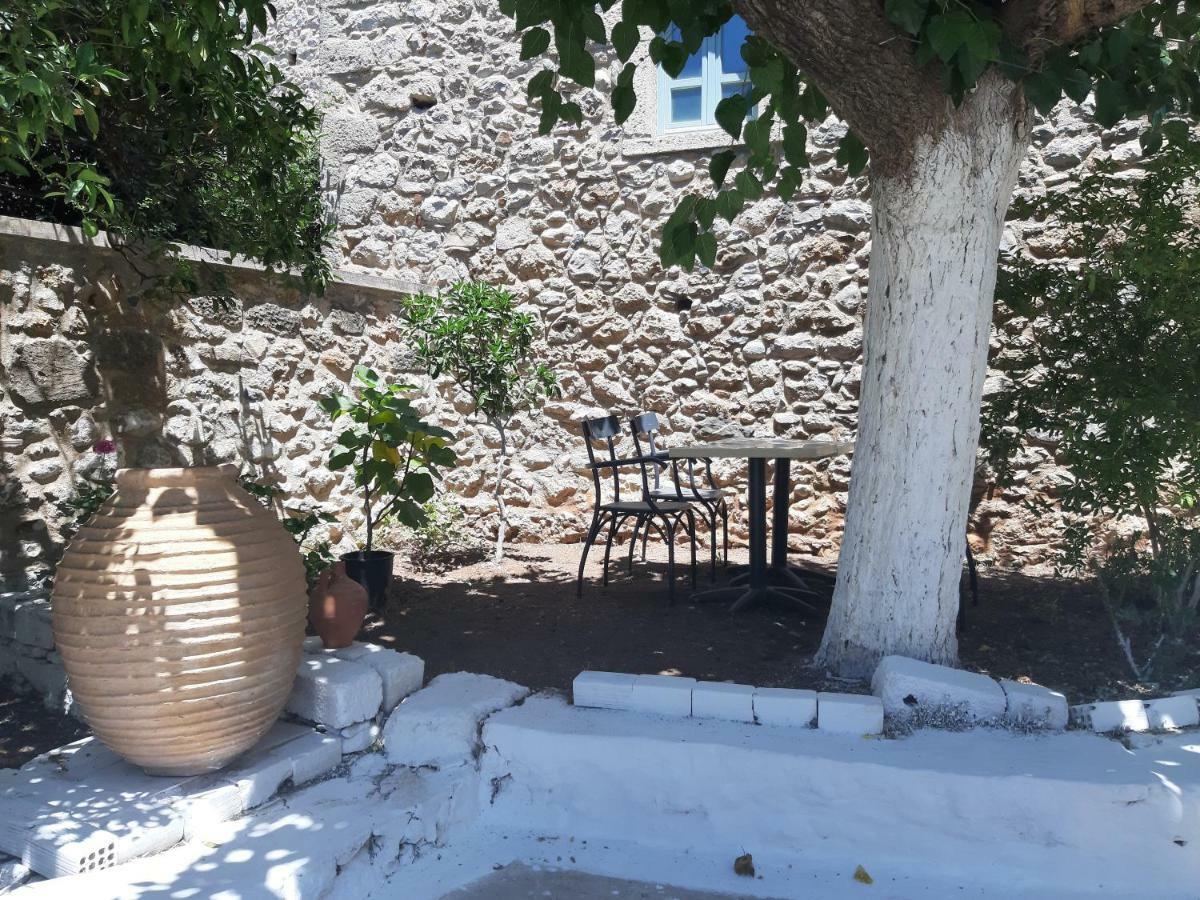 Villa Avli Kardhamili Exterior foto